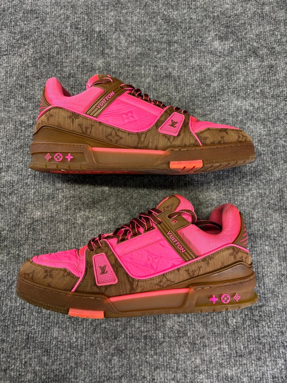 Louis Vuitton LV Trainer Low Pink Brown Monogram Men’s Size 9 Sneakers Used